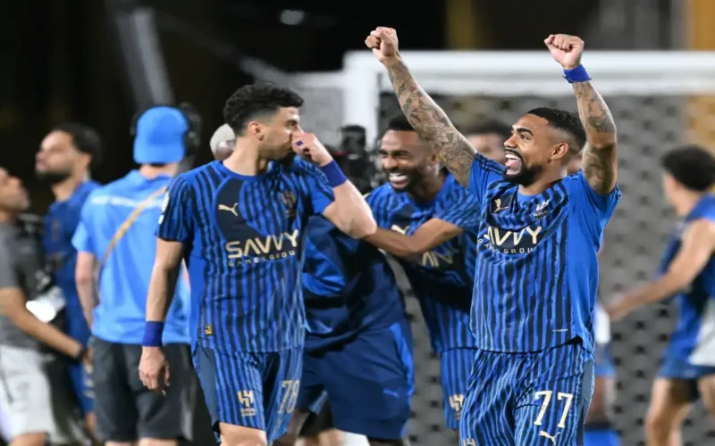 صافرة البداية.. موعد مواجهة الهلال والخلود في دوري روشن السعودي 2025